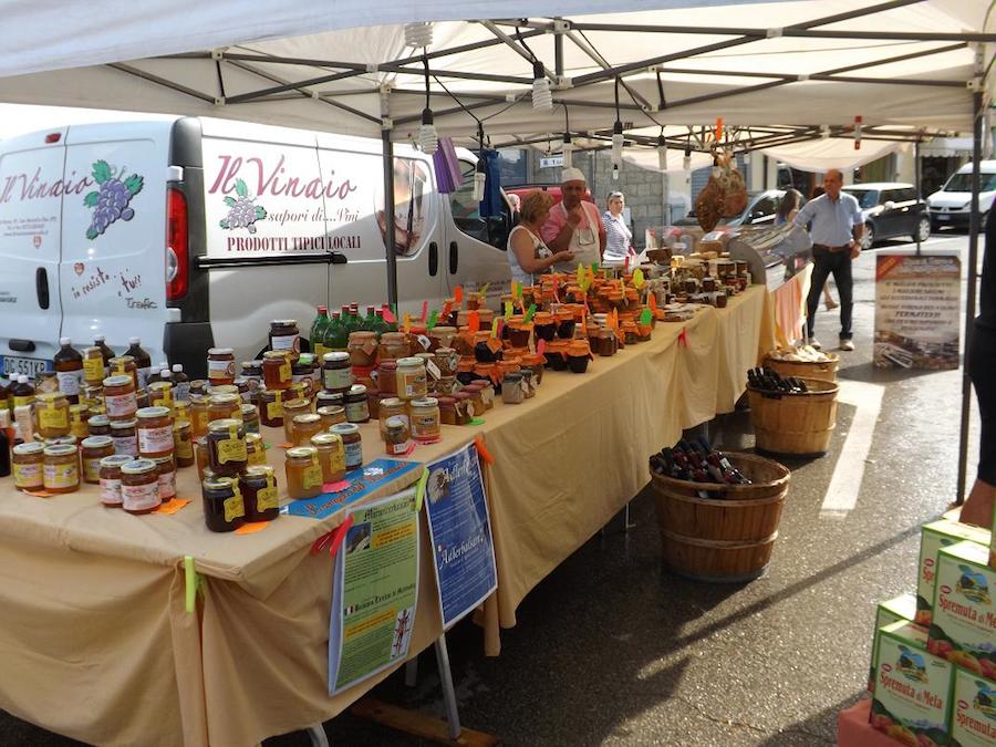 Banco prodotti tipici Toscana